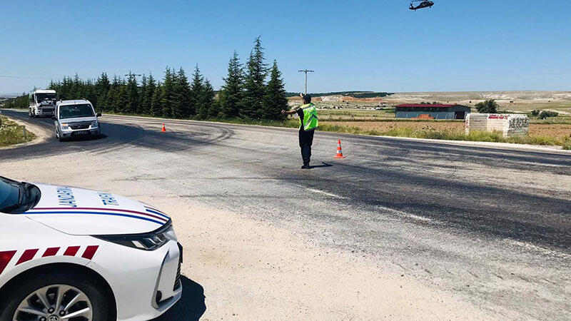 Eskişehir'de helikopterli trafik denetiminde 25 sürücüye ceza