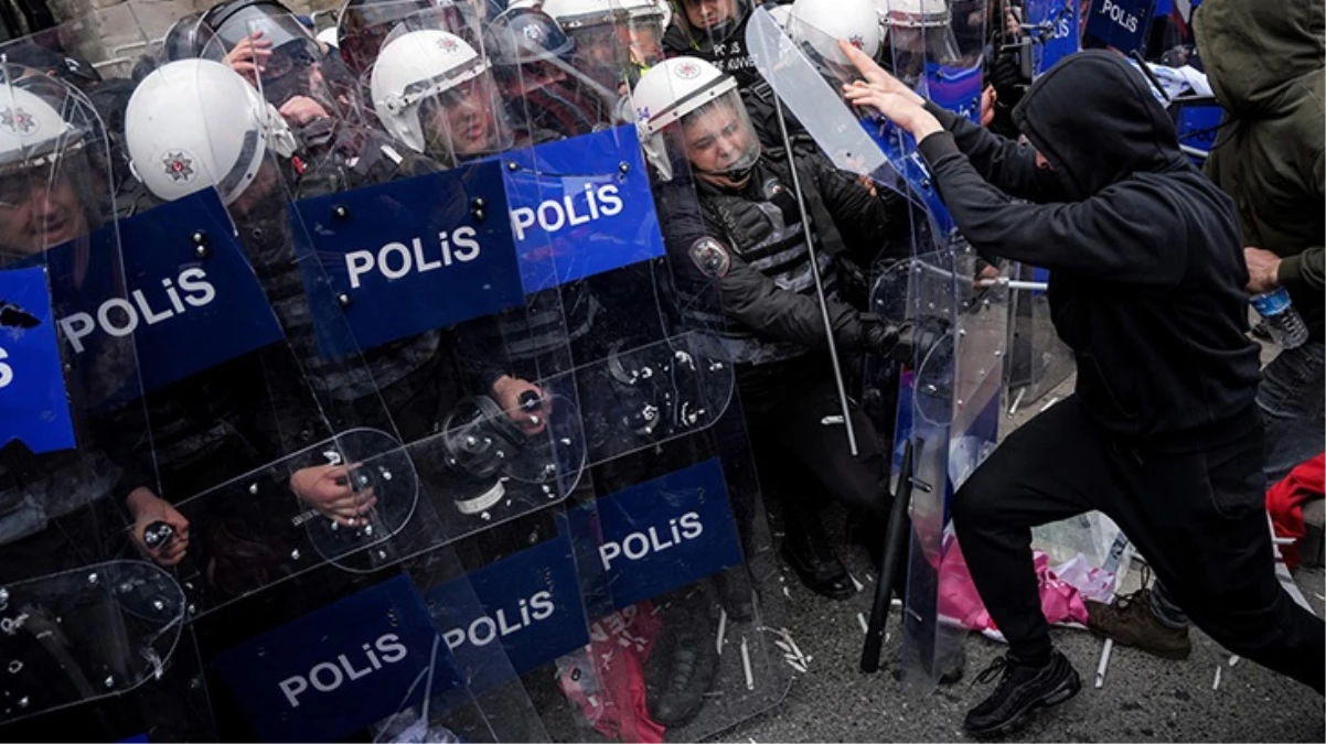 1 Mayıs gösterilerinde polise saldıran 52 şüpheliye tutuklama talebi - GÜNDEM - Ulusal ve Yerel Medyanın Gücü
