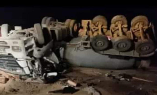 Ankara'da devrilen beton mikserinin sürücüsü hayatını kaybetti
