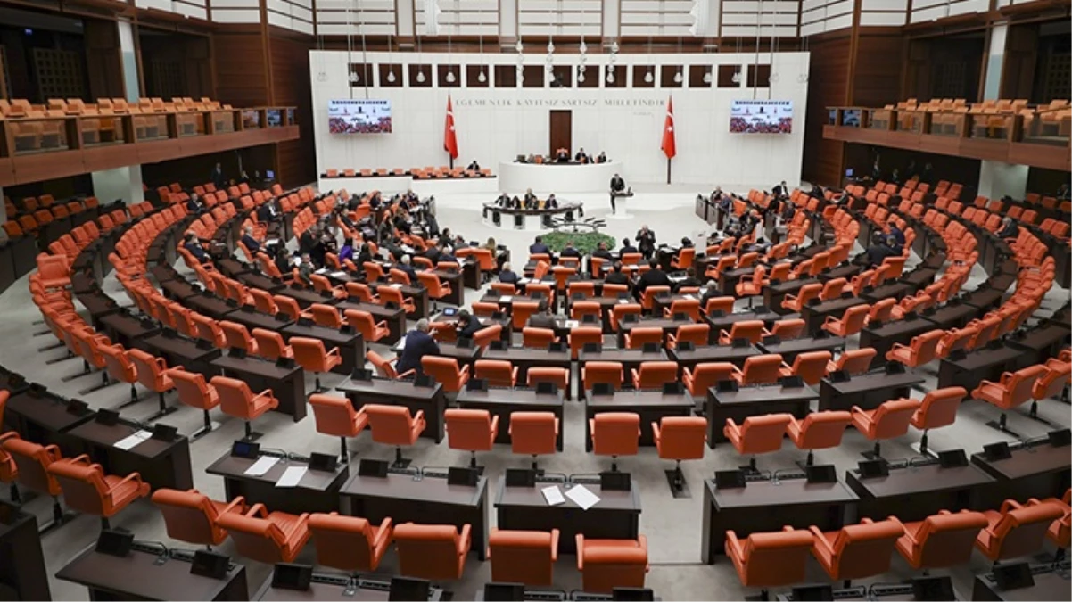 DEM Partili vekil Kürtçe konuşunca mikrofonu kapatıldı - SİYASET - Ulusal ve Yerel Medyanın Gücü