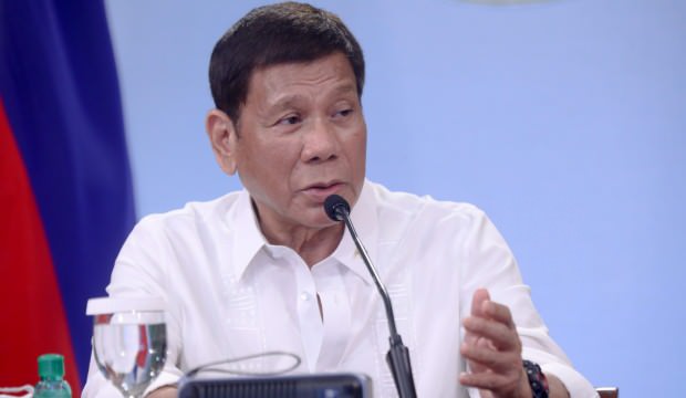 Duterte'den kabine üyelerine ilginç yasak