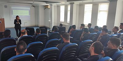 Düzce Üniversitesi Akademisyeni Düzce İl Jandarma Komutanlığı’nda Eğitim Verdi