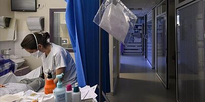 Fransa'da 'acil servise kabul edilmeyen' hasta yaşamını yitirdi
