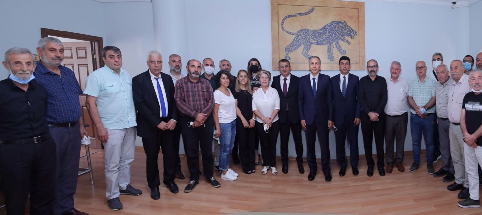 İstanbul Valisi Ali Yerlikaya,Gazi Eğitim ve Kültür Vakfı'na ziyaret