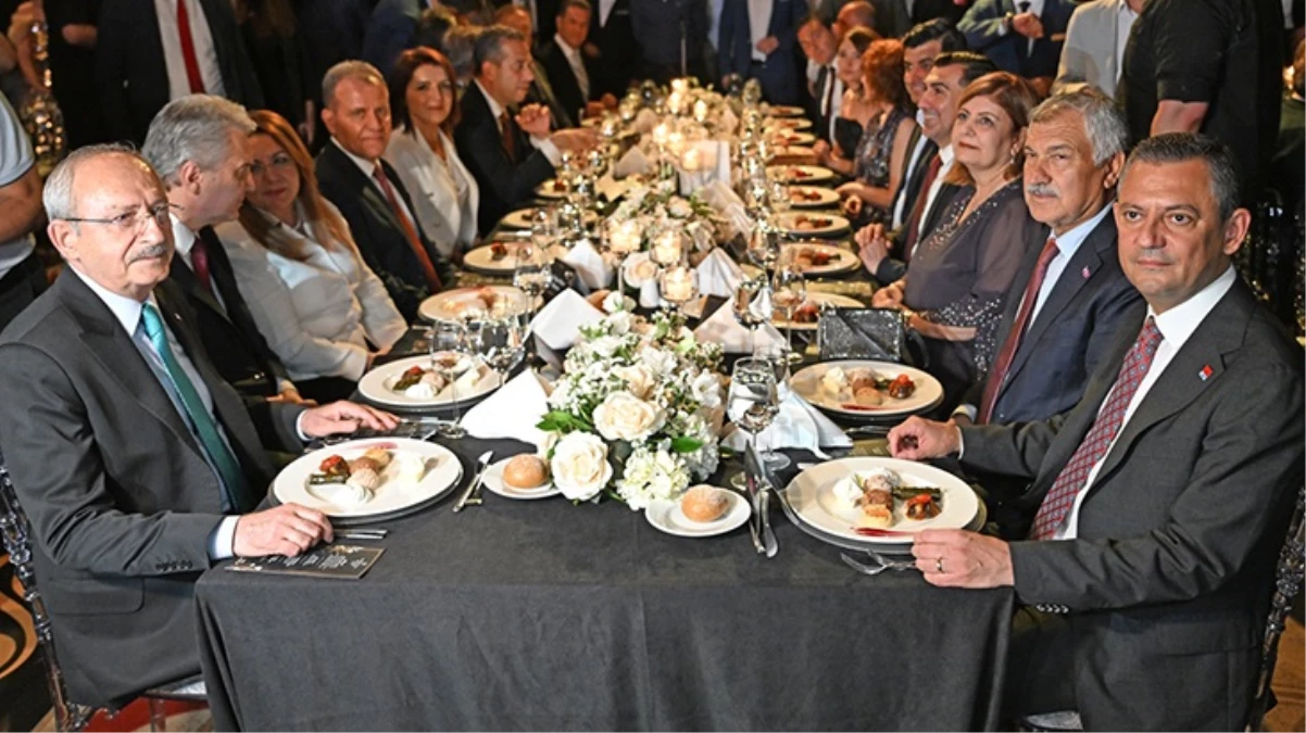 Özel ile Kılıçdaroğlu uzun zaman sonra düğünde bir araya geldi - GÜNDEM - Ulusal ve Yerel Medyanın Gücü