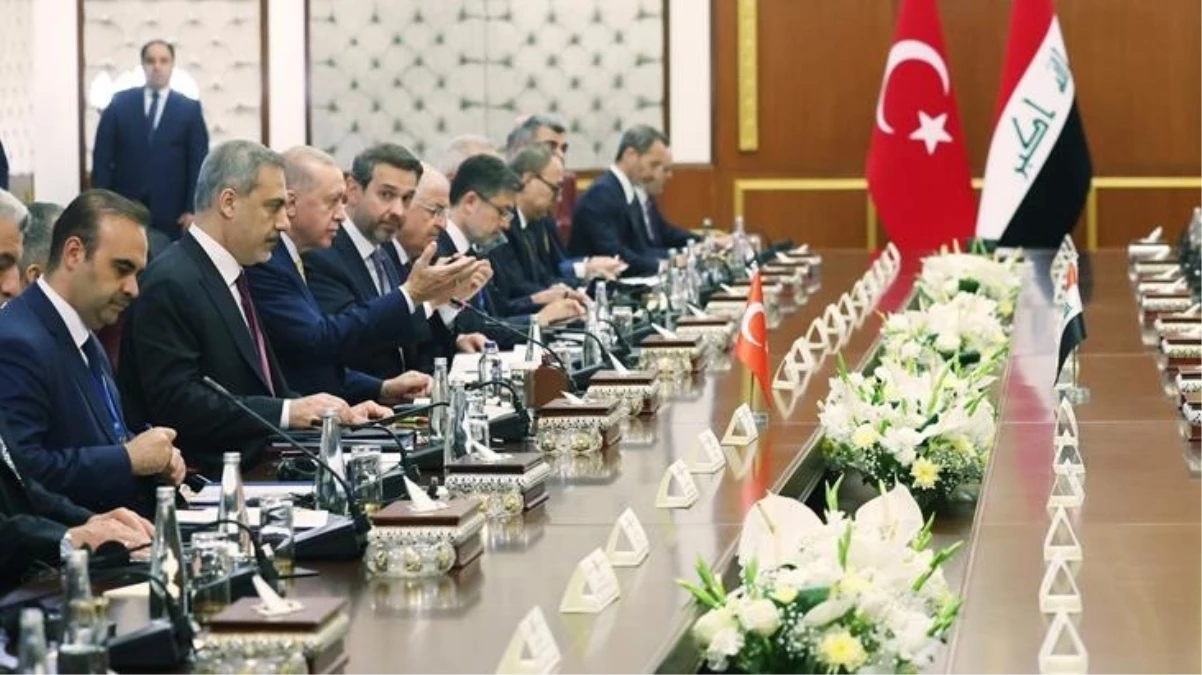 Türkiye ile Irak arasında Kalkınma Yolu Anlaşması imzalandı - EKONOMİ - Ulusal ve Yerel Medyanın Gücü